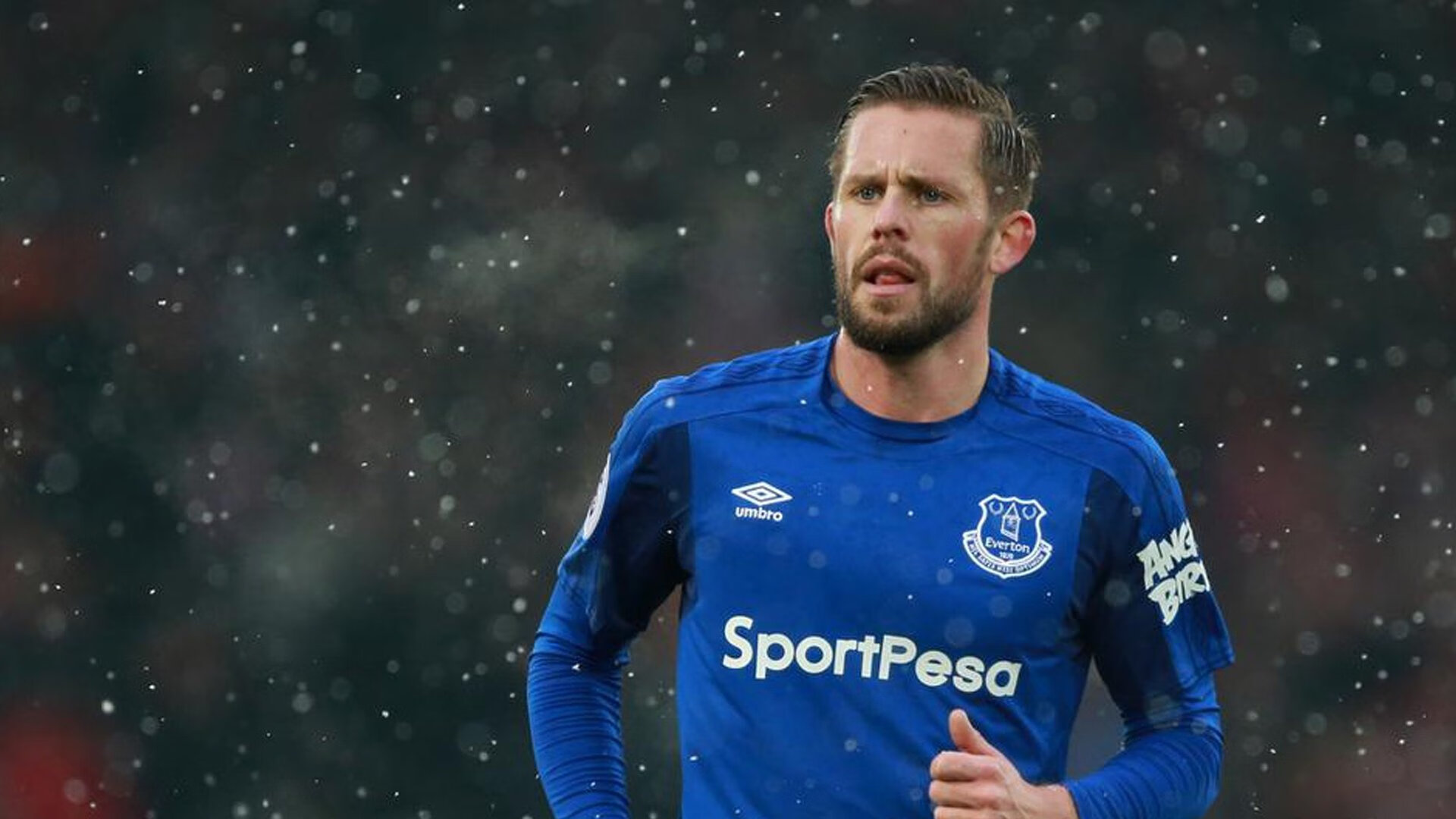 开云电子竞技-英格兰边路组合打爆对手防线，英格兰主打阵型